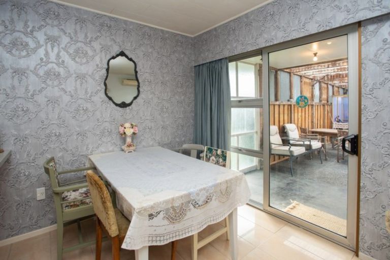 Photo of property in 2/401 Market Street South, Hastings, 4122