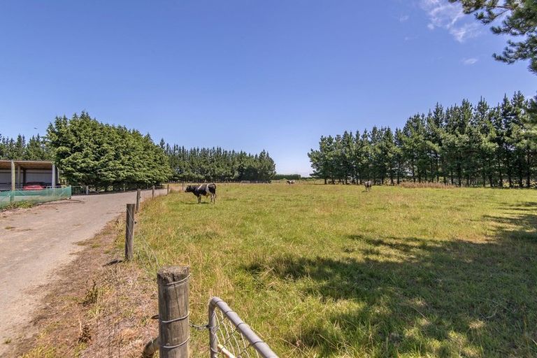 Photo of property in 215 Harmans Road, Leeston, 7682