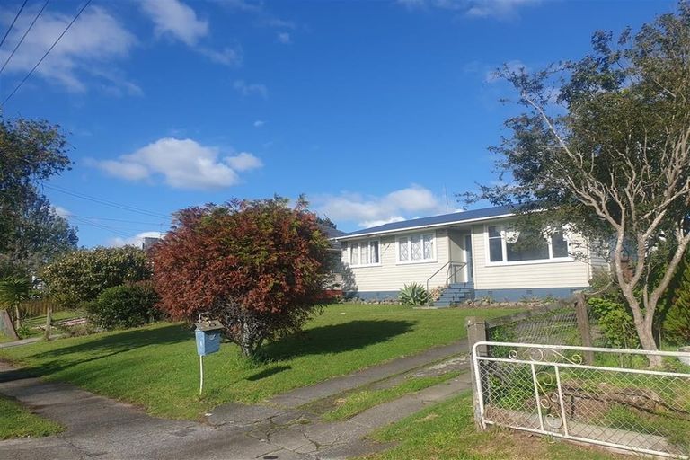 Photo of property in 18 Antrim Crescent, Otara, Auckland, 2023