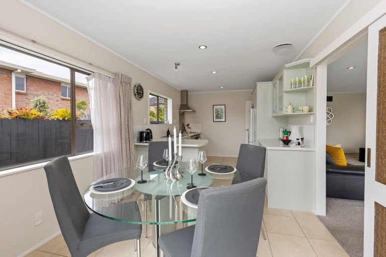 Photo of property in 1/20 Pine Road, Orewa, 0931