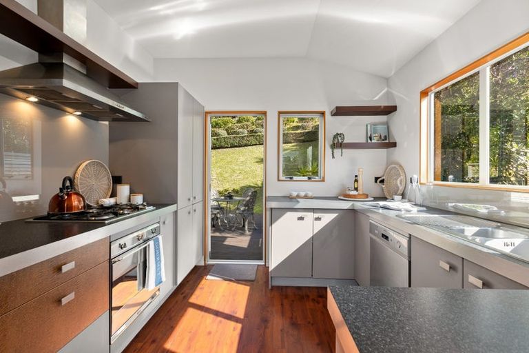 Photo of property in 27 Waverton Terrace, Churton Park, Wellington, 6037