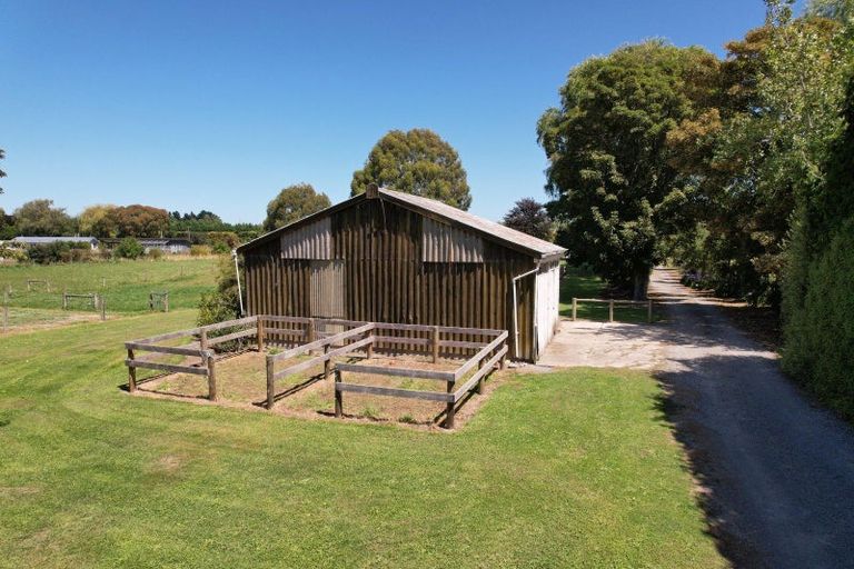 Photo of property in 389 Marshs Road, Halswell, Christchurch, 8025