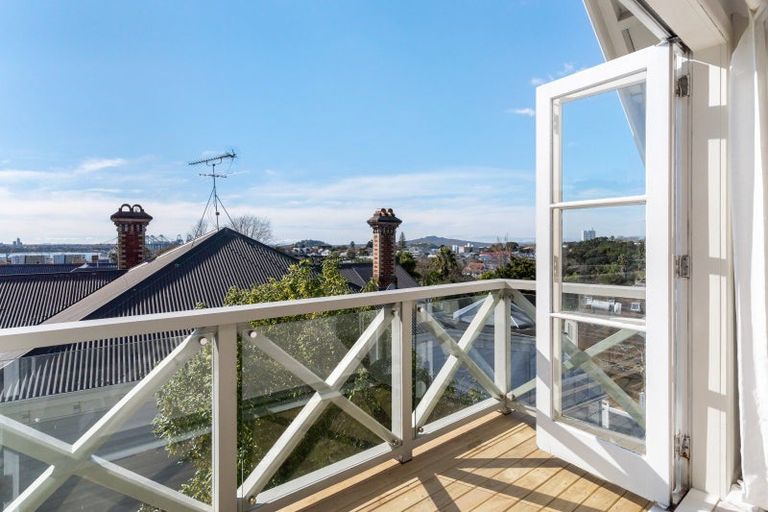 Photo of property in 41 Saint Georges Bay Road, Parnell, Auckland, 1052