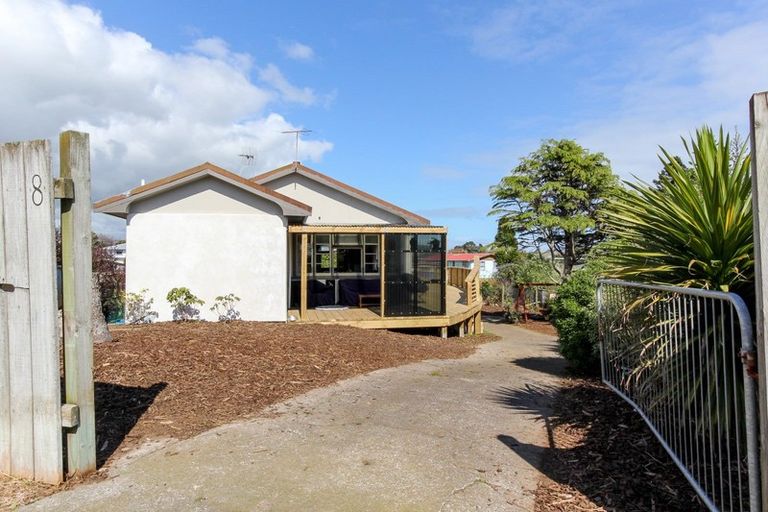 Photo of property in 8 Newbury Place, Waitara, 4320