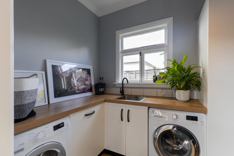 Photo of property in 23 Mere Mere Avenue, Palmerston North, 4414