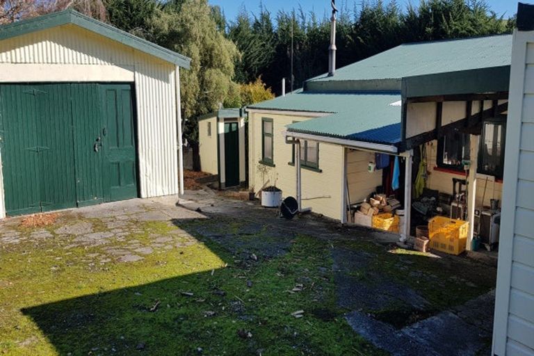 Photo of property in 6 Silksworth Street, Milburn, Milton, 9291