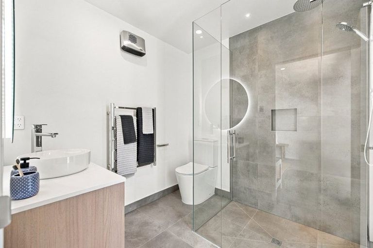 Photo of property in 10 Dan Street, Marshland, Christchurch, 8083