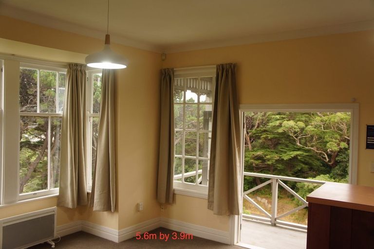 Photo of property in 2 Caprera Street, Melrose, Wellington, 6023