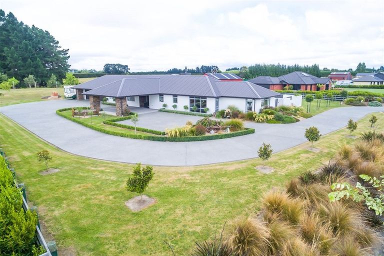 Photo of property in 108 Shepherd Avenue, West Melton, 7618