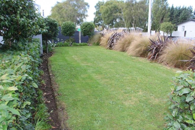 Photo of property in 6 Church Street, Winton, 9720