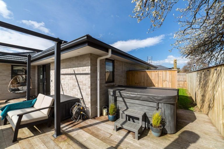 Photo of property in 7 Kakariki Crescent, Carterton, 5713