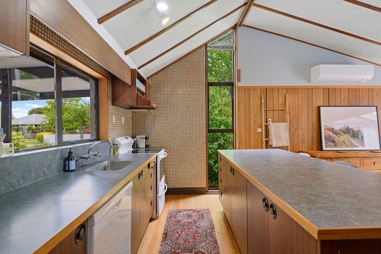 Photo of property in 94 Mooray Avenue, Bishopdale, Christchurch, 8053