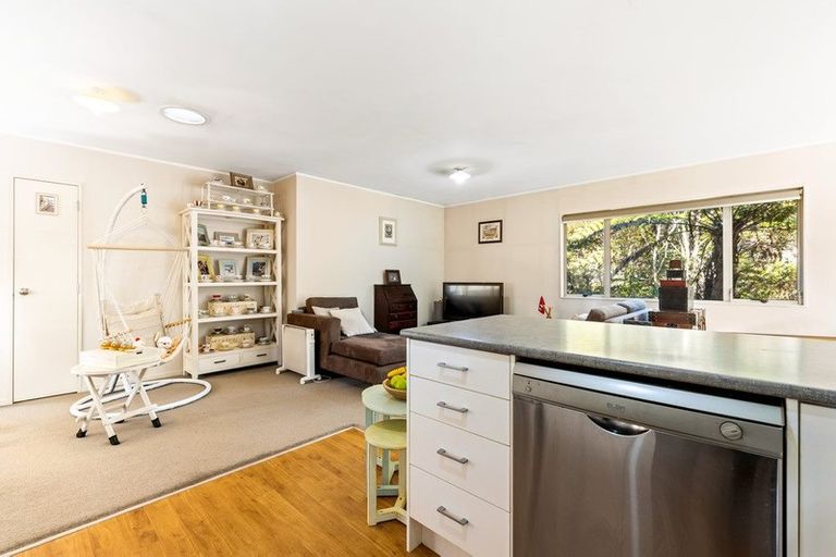 Photo of property in 18 O'neills Road, Swanson, Auckland, 0612