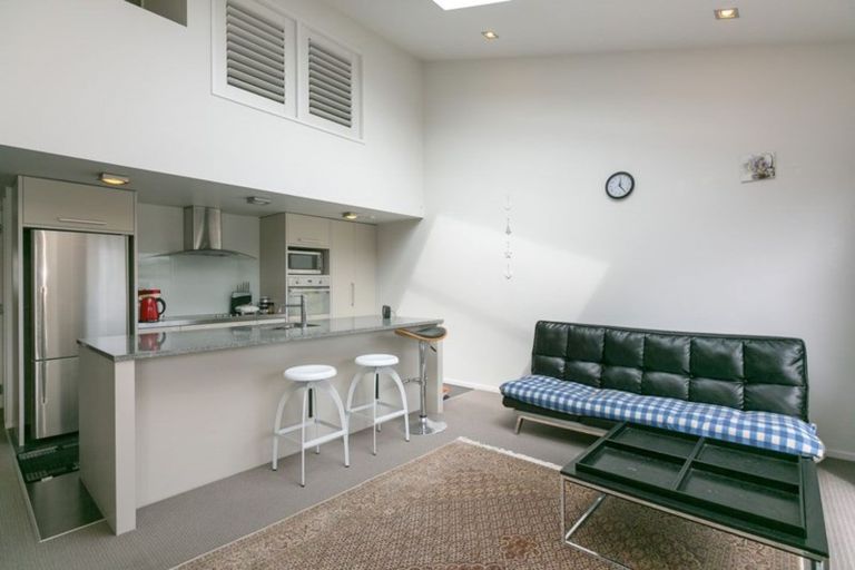 Photo of property in 18/2 Buller Street, New Plymouth, 4310