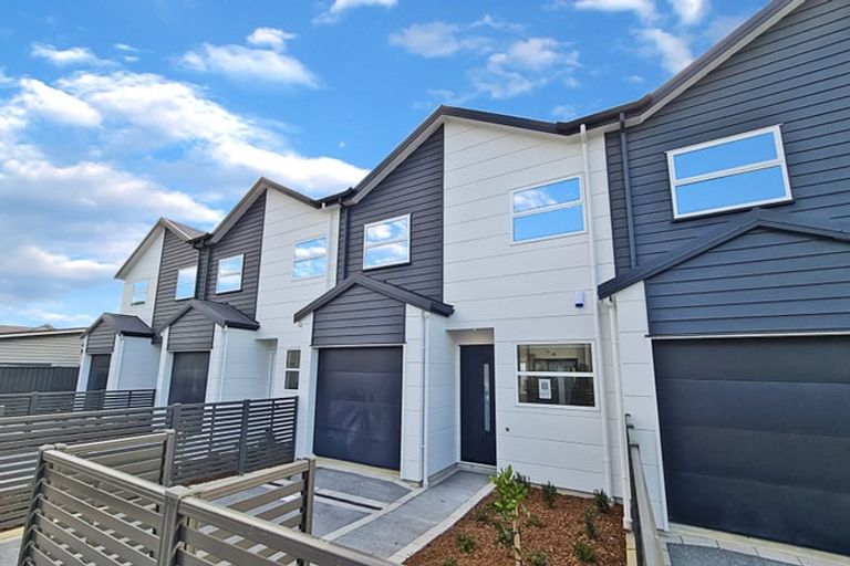 Photo of property in 15 Kamana Way, Kenepuru, Porirua, 5022