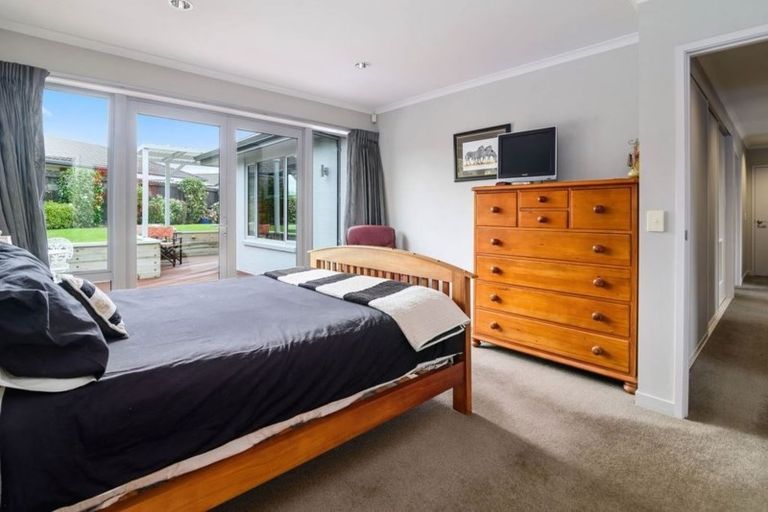 Photo of property in 22 Great West Road, Matipo Heights, Rotorua, 3015