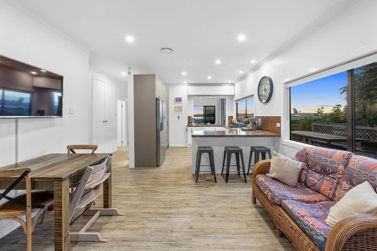 Photo of property in 22 Morrow Avenue, Bucklands Beach, Auckland, 2012