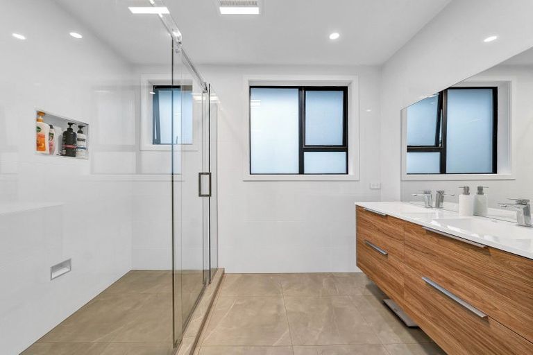 Photo of property in 302 Otaraoa Road, Motunui, Waitara, 4383