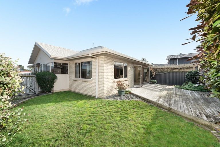 Photo of property in 37 Rosberg Place, Mount Maunganui, 3116
