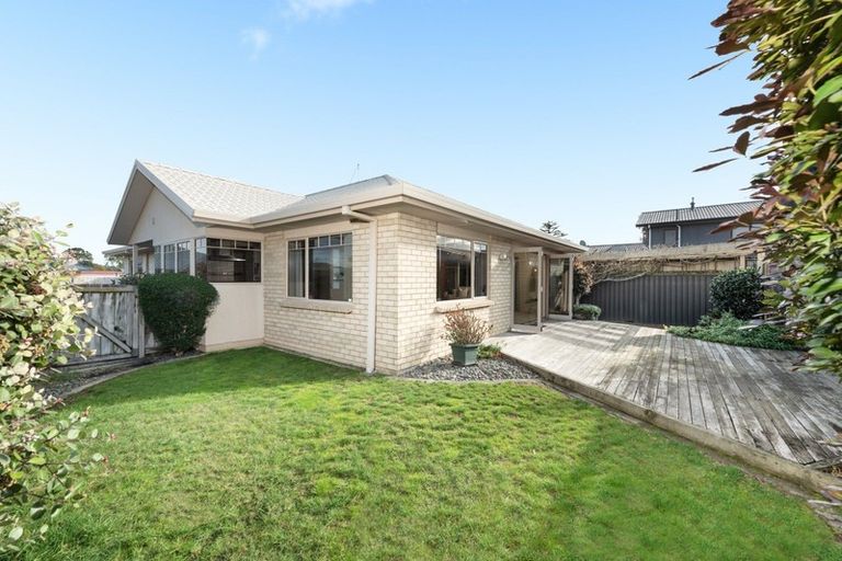 Photo of property in 37 Rosberg Place, Mount Maunganui, 3116