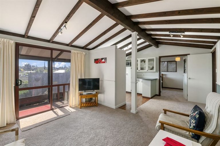 Photo of property in 67 Waimea Road, Waikanae Beach, Waikanae, 5036