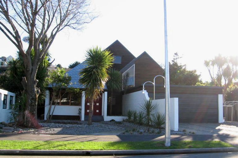 Photo of property in 18 Glamis Place, Cashmere, Christchurch, 8022