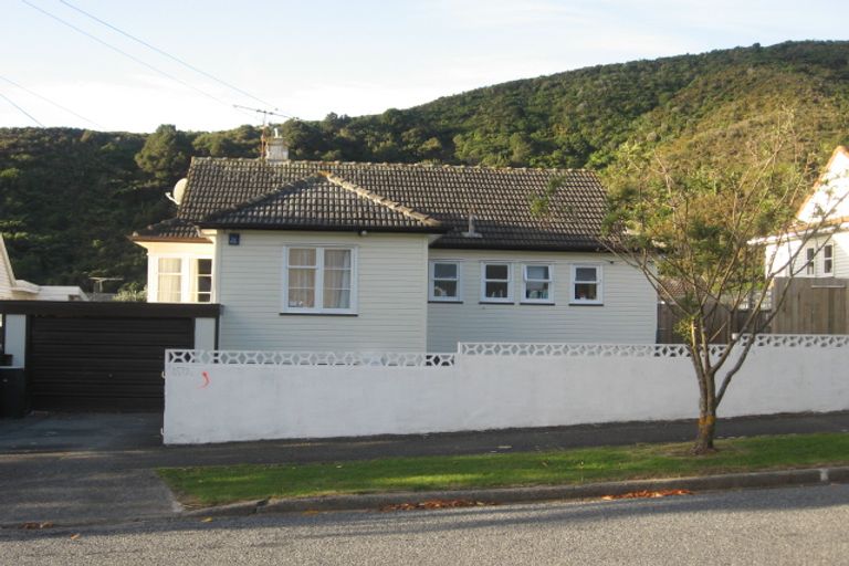 Photo of property in 66 Wilkie Crescent, Naenae, Lower Hutt, 5011