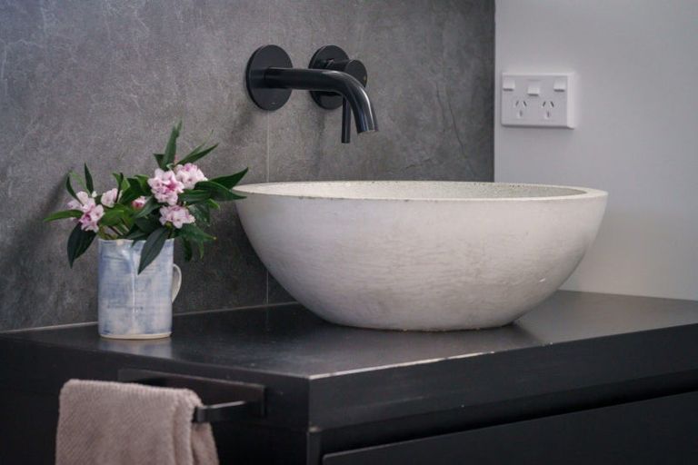 Photo of property in 23 Teal Place, Lake Hawea, Wanaka, 9382