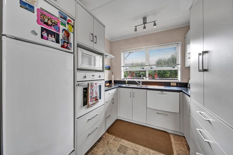 Photo of property in 21 Davidson Street, Hawera, 4610