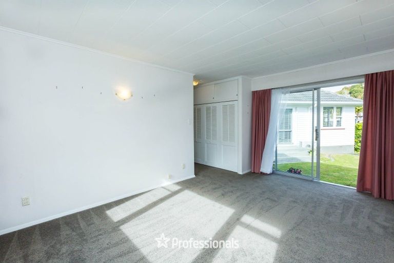 Photo of property in 56 Thomas Street, Stokes Valley, Lower Hutt, 5019