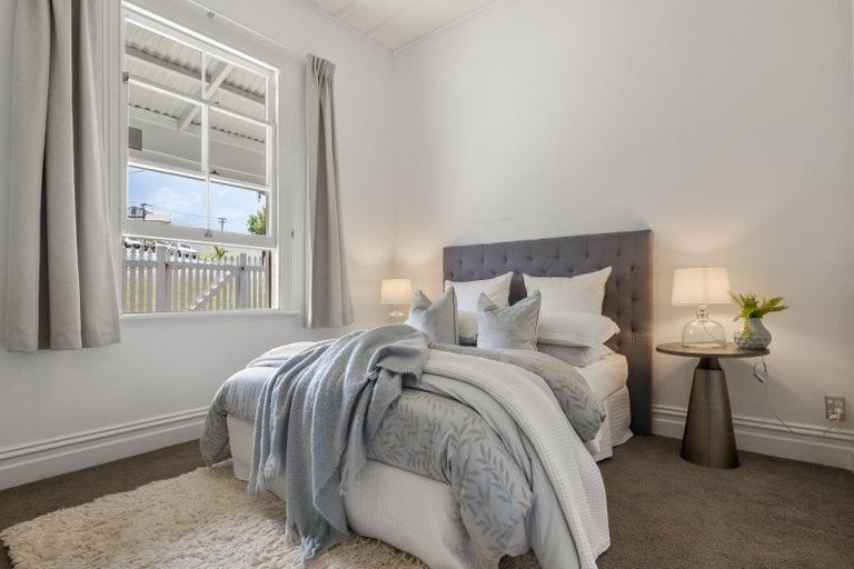 Photo of property in 68 Palmerston Road, Birkenhead, Auckland, 0626