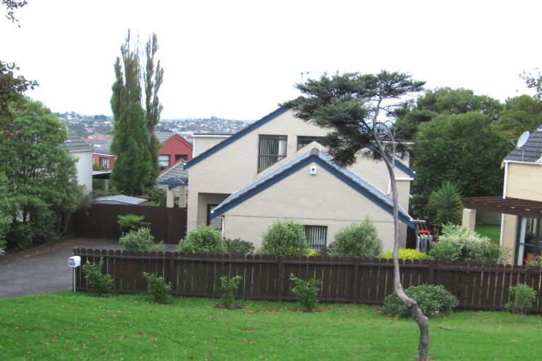 Photo of property in 471 Don Buck Road, Massey, Auckland, 0614