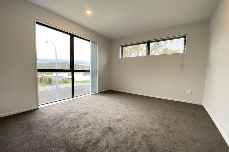Photo of property in 36 Tihema Lane, Westgate, Auckland, 0614