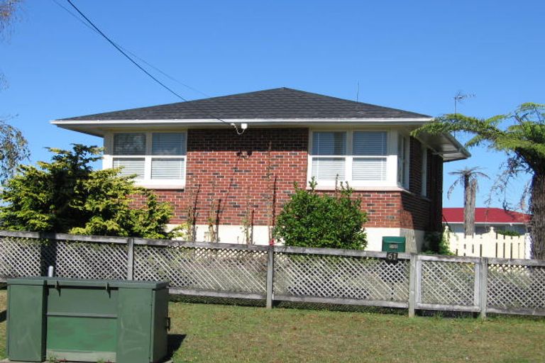 Photo of property in 61 Hepburn Road, Glendene, Auckland, 0602