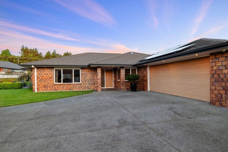 Photo of property in 8 Margaret Alice Close, Whalers Gate, New Plymouth, 4310