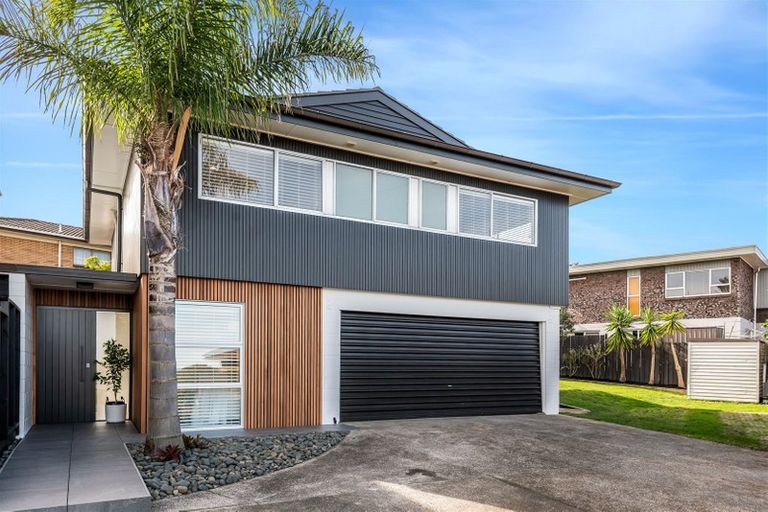 Photo of property in 1/31a Tyrian Close, Half Moon Bay, Auckland, 2012