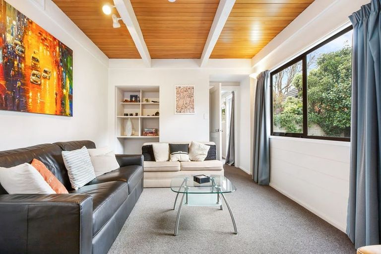 Photo of property in 115b Merivale Lane, Merivale, Christchurch, 8014