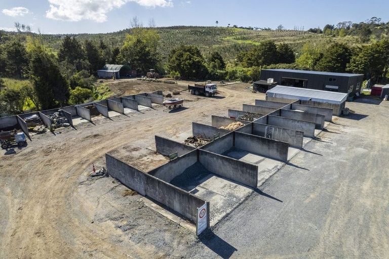 Photo of property in 35 Pataua Road South, Parua Bay, Onerahi, 0192