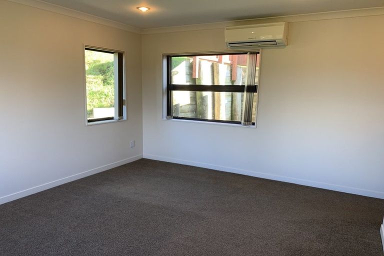Photo of property in 4 Park Grove, Belmont, Lower Hutt, 5010