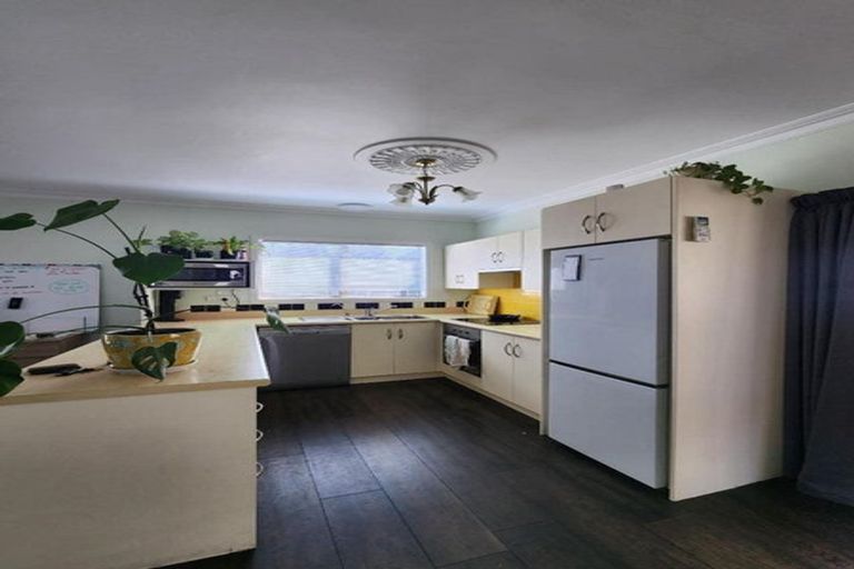 Photo of property in 143 Ngamotu Road, Spotswood, New Plymouth, 4310