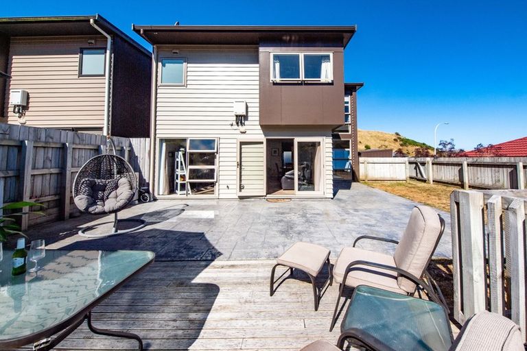 Photo of property in 23 Gifford Grove, Churton Park, Wellington, 6037