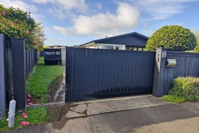 Photo of property in 10 Clements Crescent, Queenwood, Hamilton, 3210