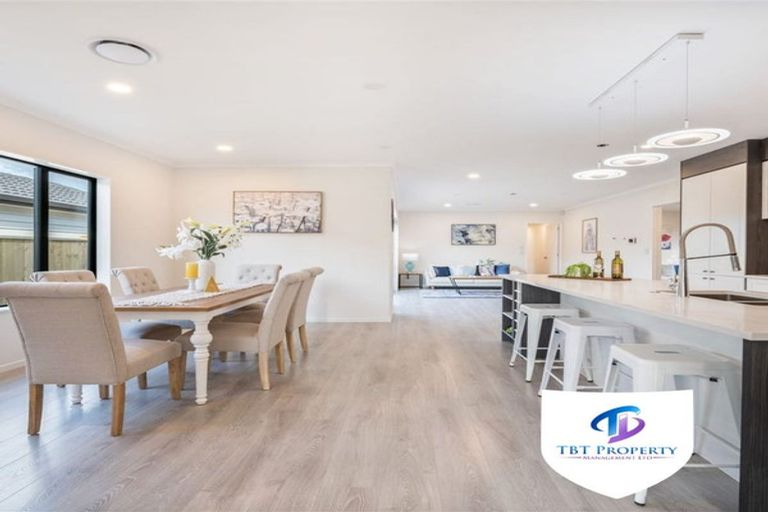 Photo of property in 41a Donegal Drive, Flat Bush, Auckland, 2019