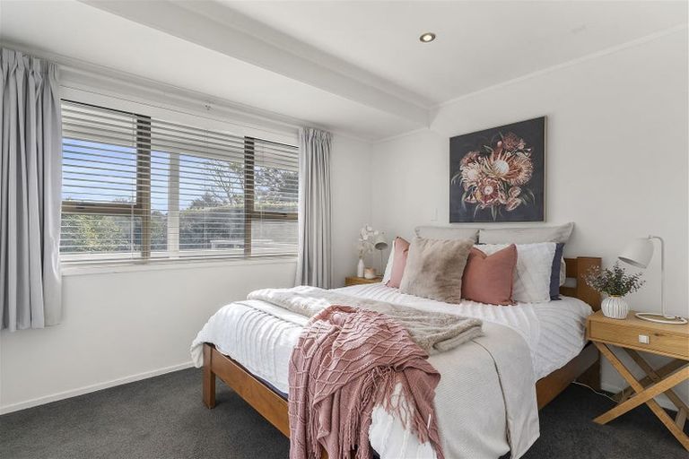 Photo of property in 57 Kurnell Drive, Botany Downs, Auckland, 2010