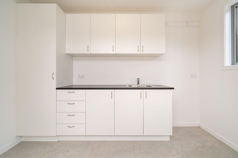 Photo of property in 15 Reeves Street, Green Island, Dunedin, 9018