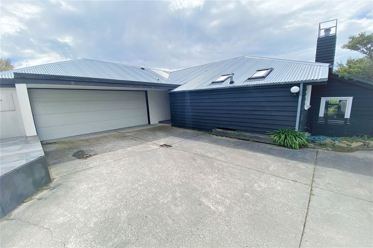 Photo of property in 223c Mount Pleasant Road, Mount Pleasant, Christchurch, 8081