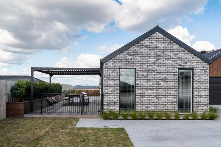 Photo of property in 18 Brywood Rise, Flagstaff, Hamilton, 3210