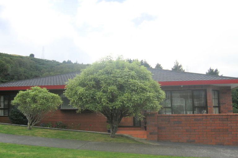 Photo of property in 128 Tirohanga Road, Tirohanga, Lower Hutt, 5010