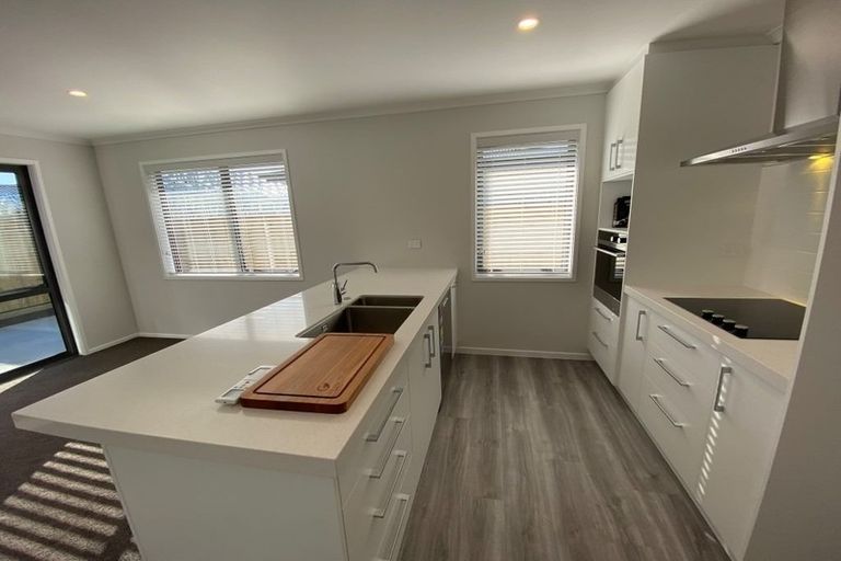 Photo of property in 40 Hills View Drive, Papamoa, 3118