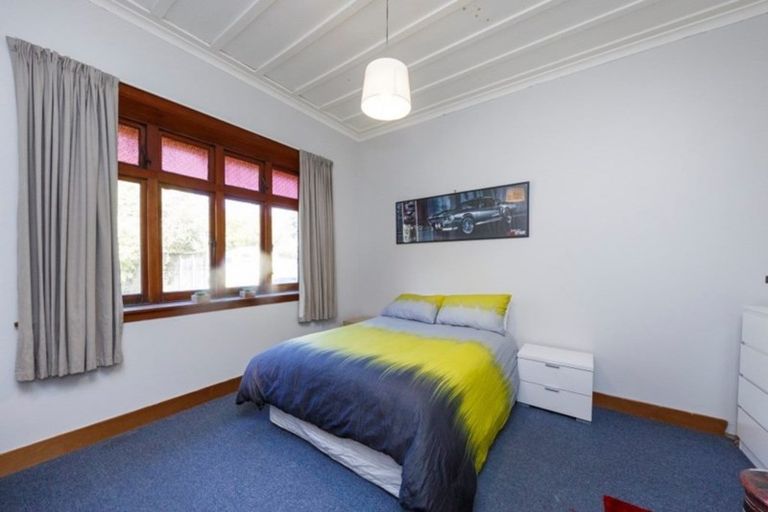 Photo of property in 17 Limbrick Street, Terrace End, Palmerston North, 4410